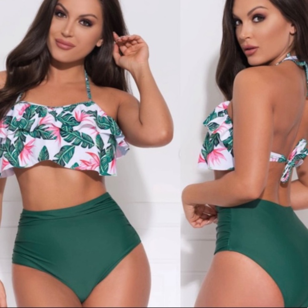 🦋 3/$15 Tropical Leaf Print Ruffle Halter Hi Waist Bottom